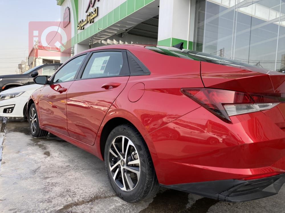 هیوندای ئەلەنترا